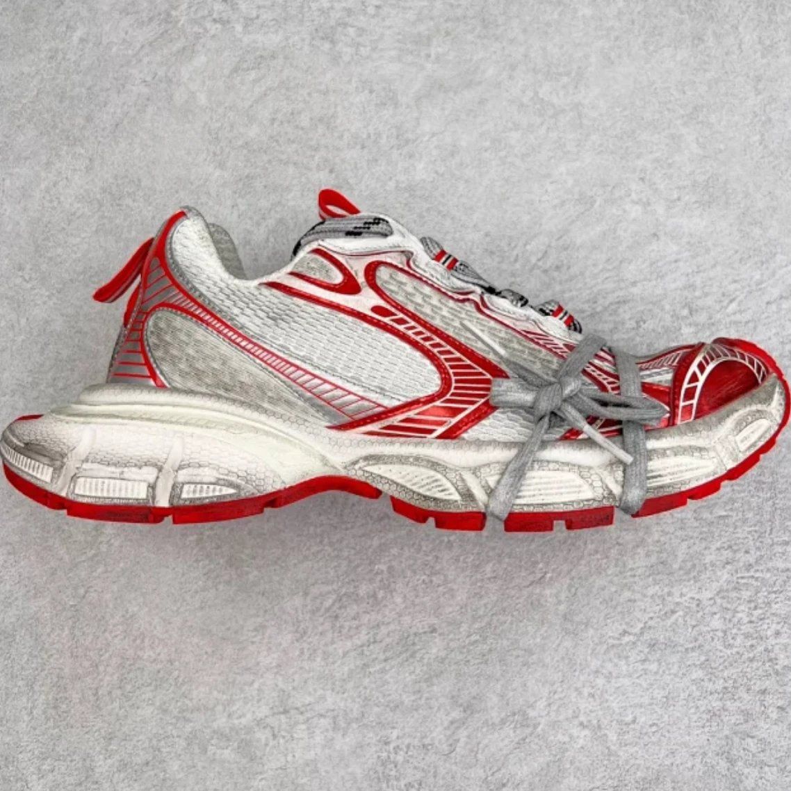 BALENCIAGA 3XL Teenager. Running Shoe White Red Shoes