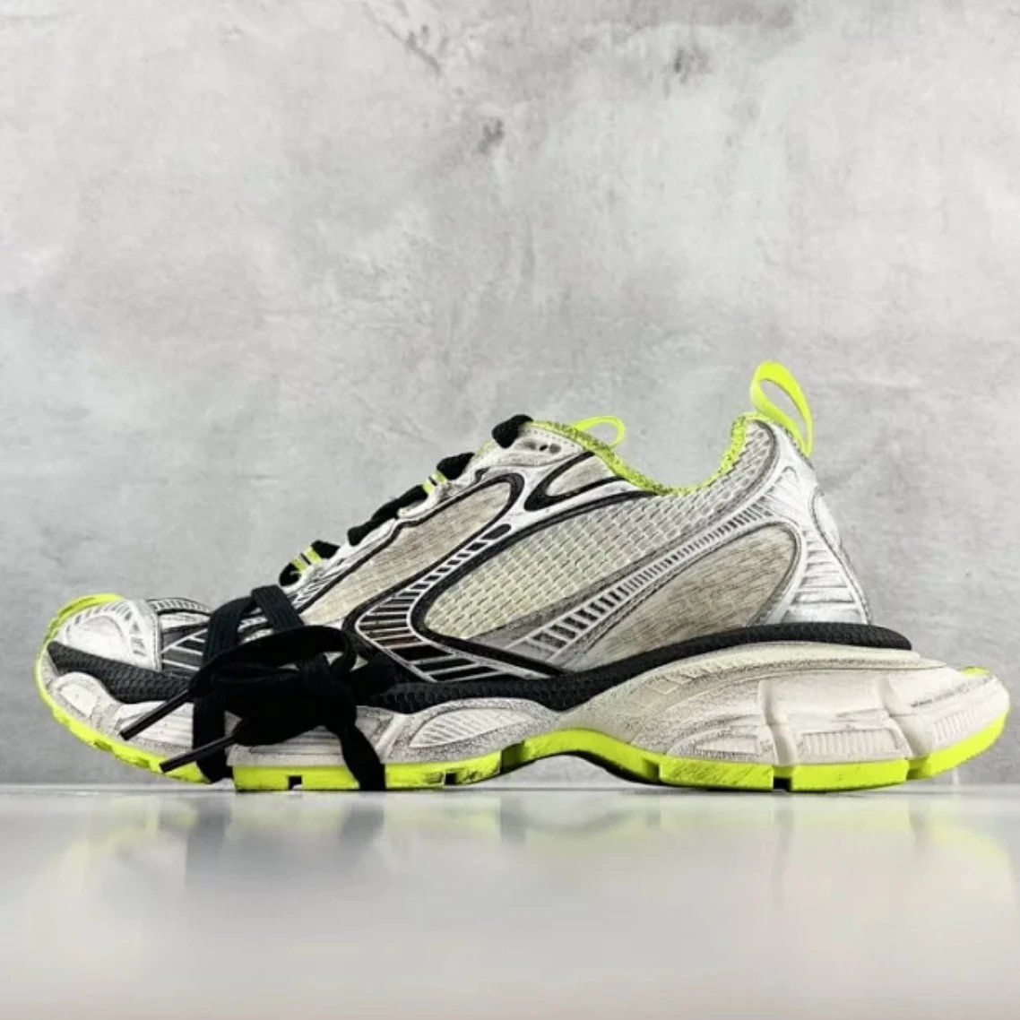 BalenciagaWave Rider White Shoes