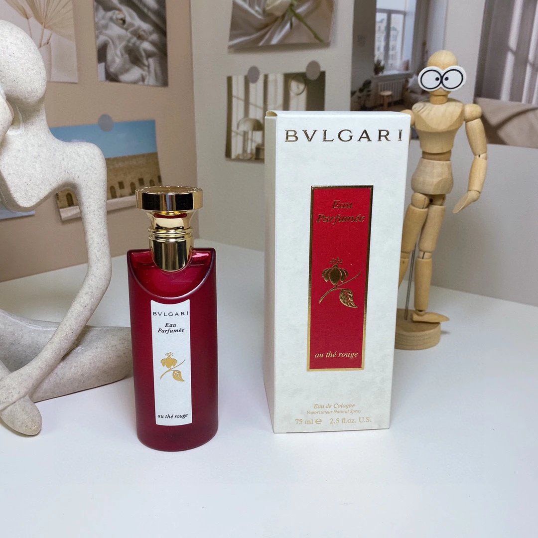 BVLGARI Eau Parfumee au the rouge Red Mise