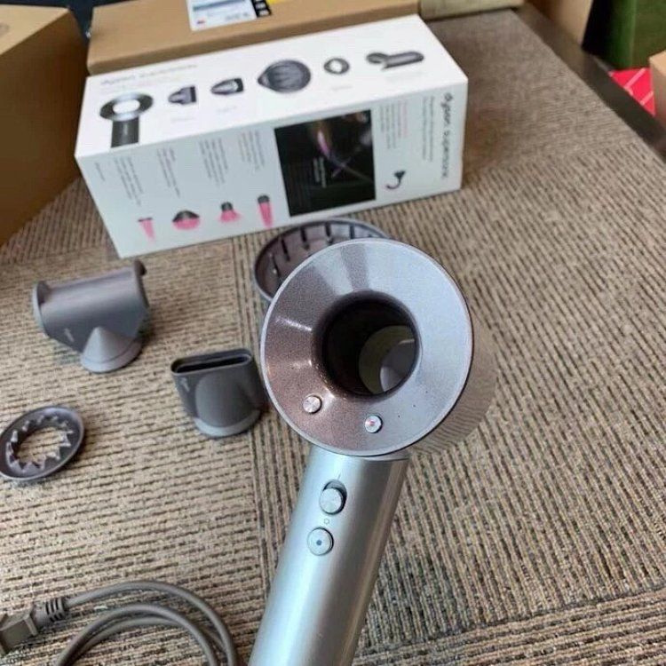 Dyson Supersonic Hair Dryer Silver