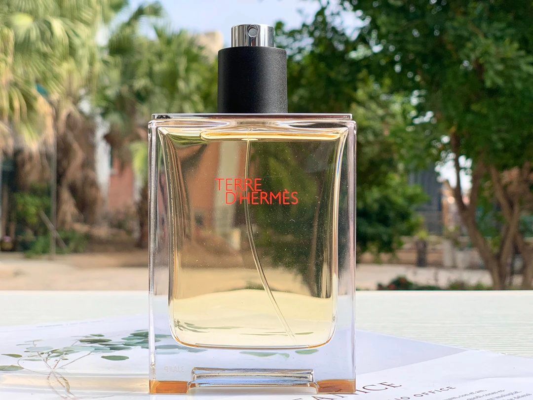 HERMES Terre d'Hermes Pale Yellow Mise