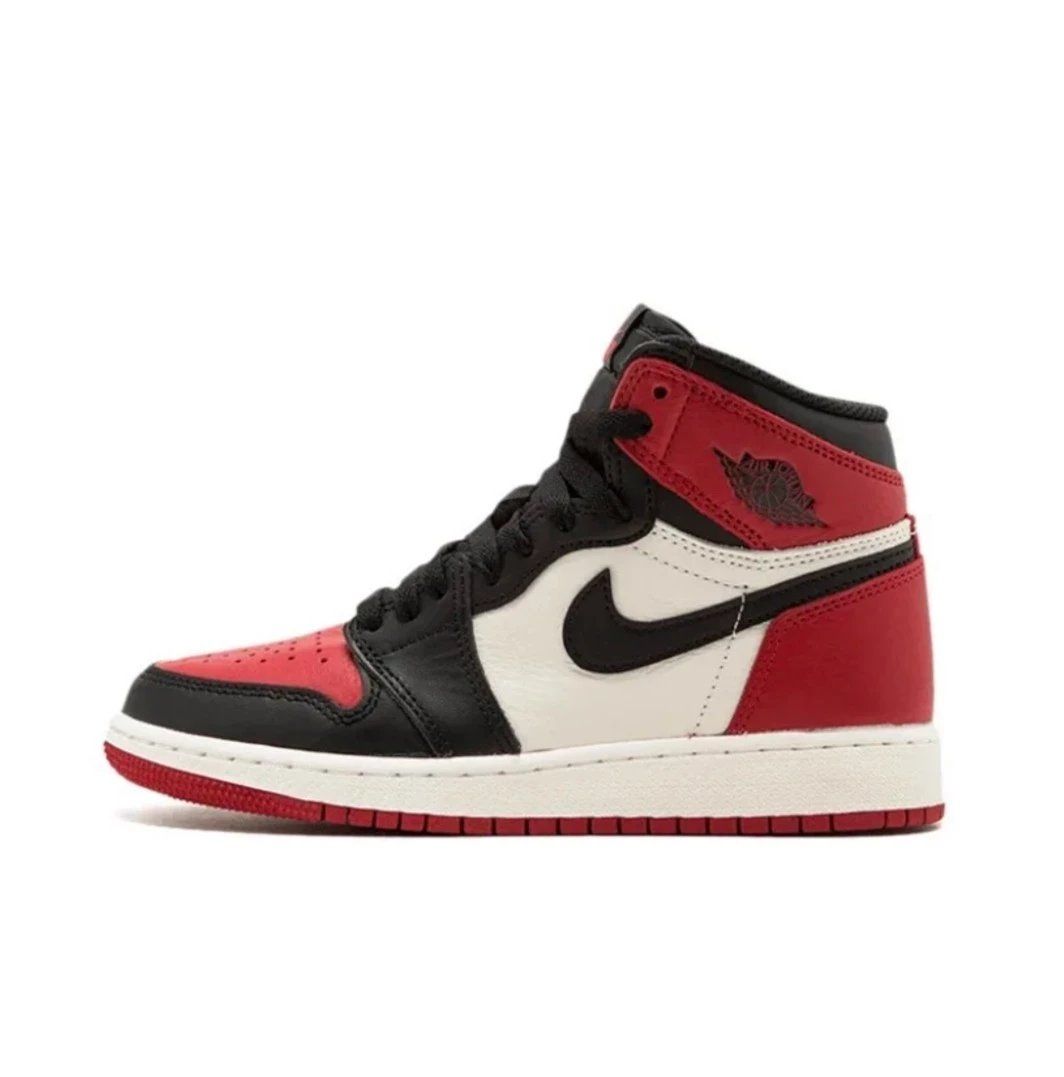 Jordan Air Jordan 1 Mid Black Red White Shoes