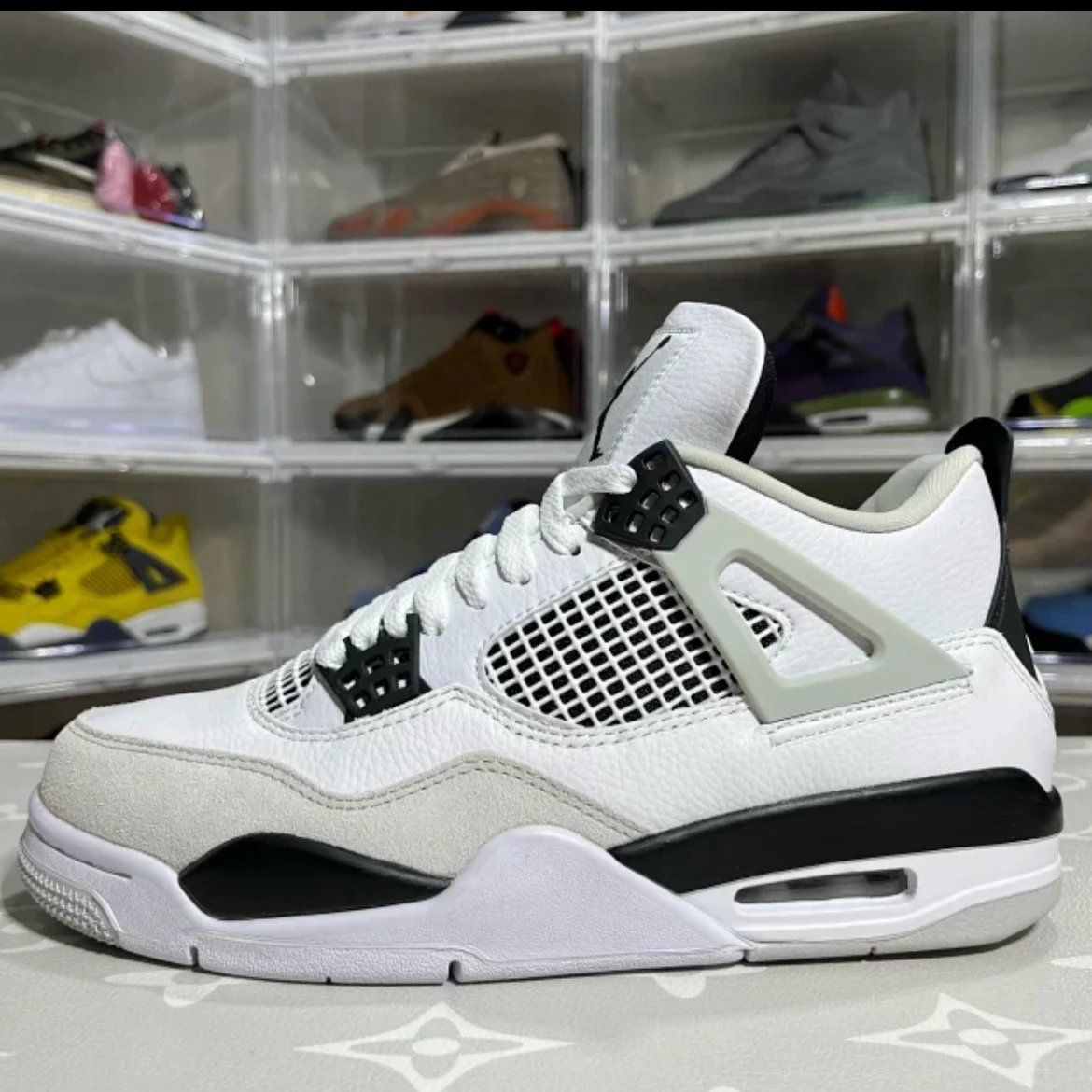 Jordan Air Jordan 4 White Shoes