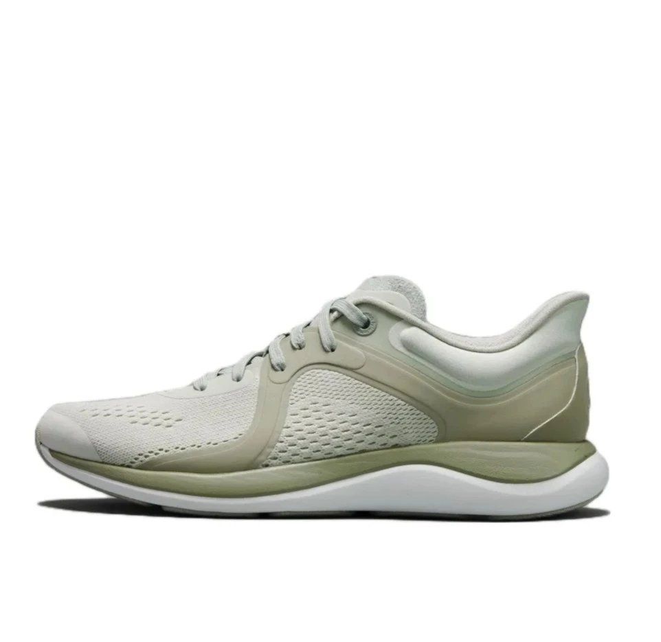 lululemon Run Flyknit Light Light Green Sneakers