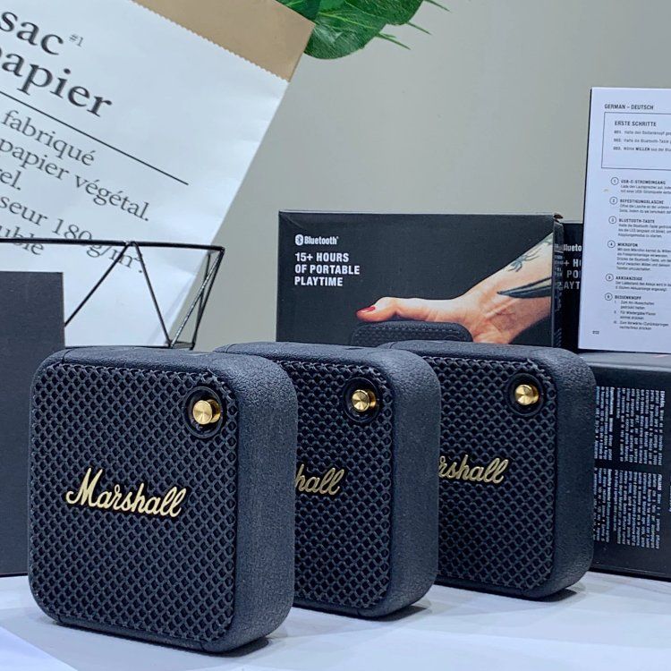 Marshall Portable Bluetooth Speaker Black