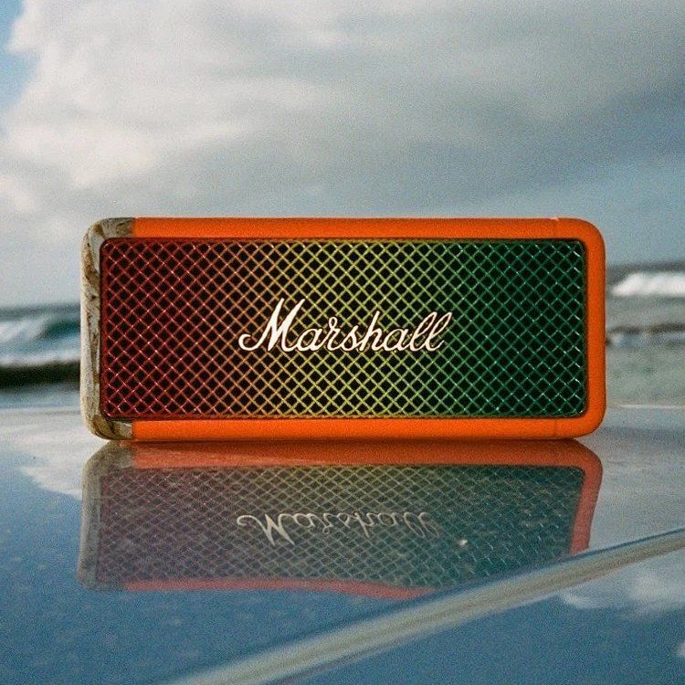 Marshall Speakers Gradient Color Accessories