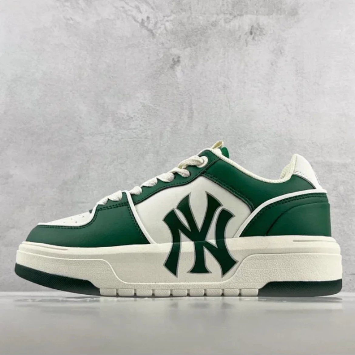 MLB New York Yankees Green Sneakers