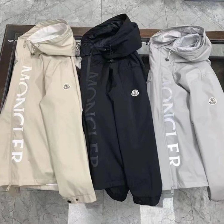 Moncler Chest Large Logo Letter 3m Reflective Print Punch Jacket