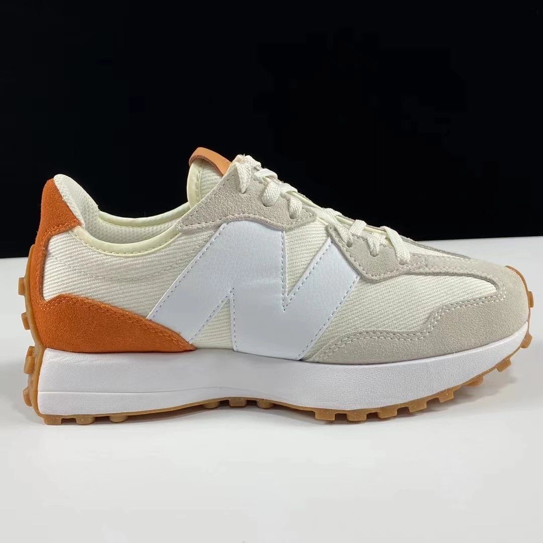 New Balance 327 Sneaker Beige Shoes