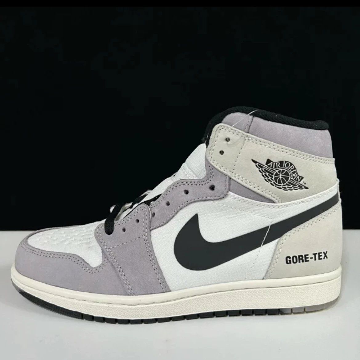 Nike Air Jordan 1 Mid Gore-Tex Light Grey Shoes