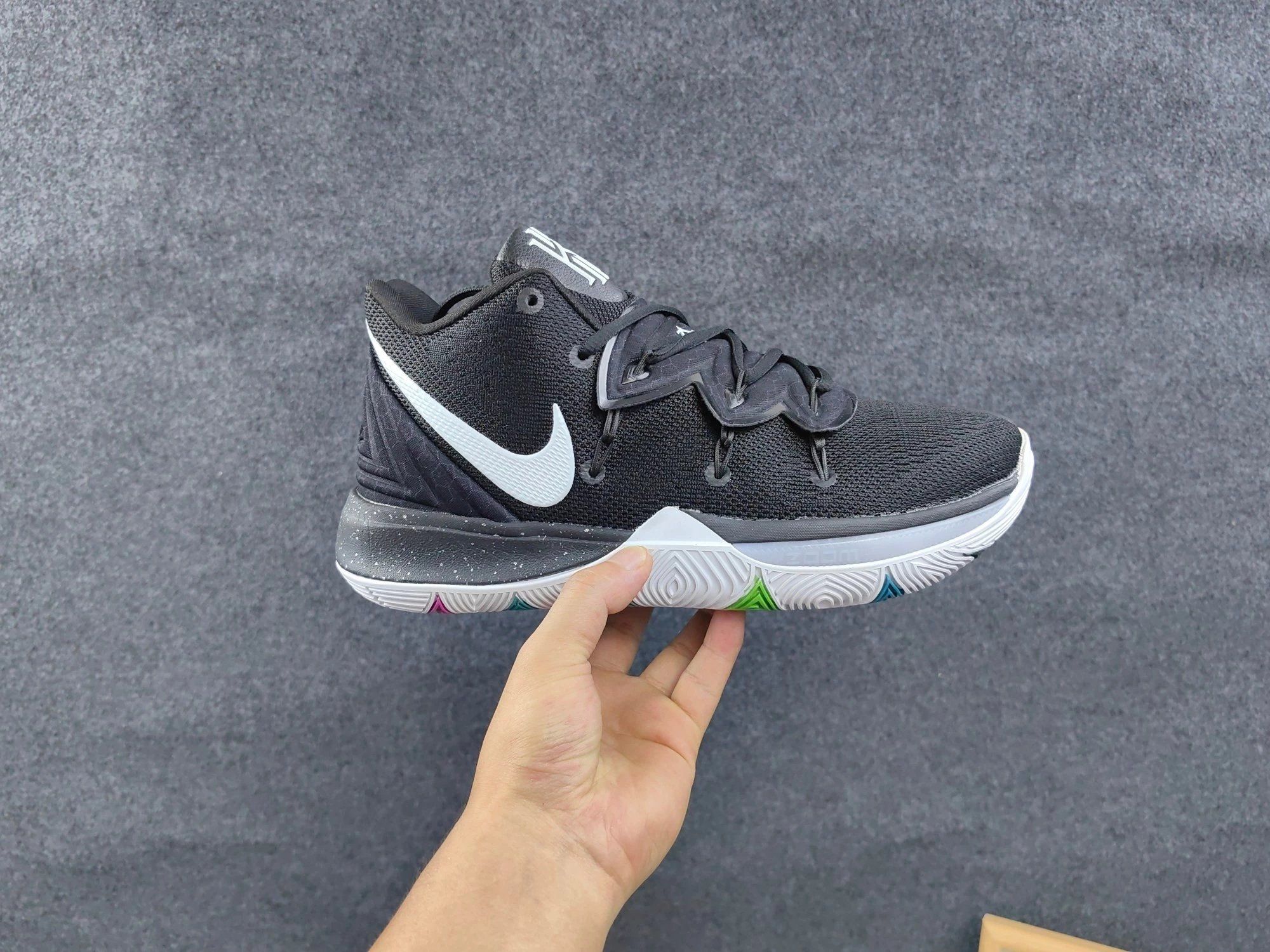 Nike Kyrie 5 Black Shoes