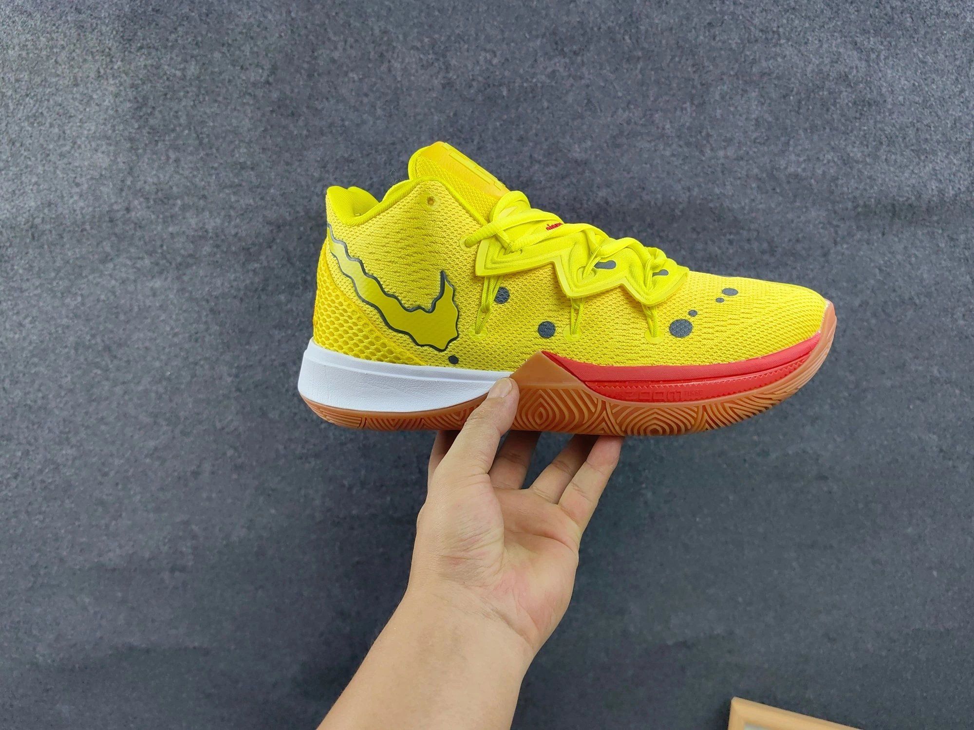 Nike Kyrie 5 Yellow Shoes