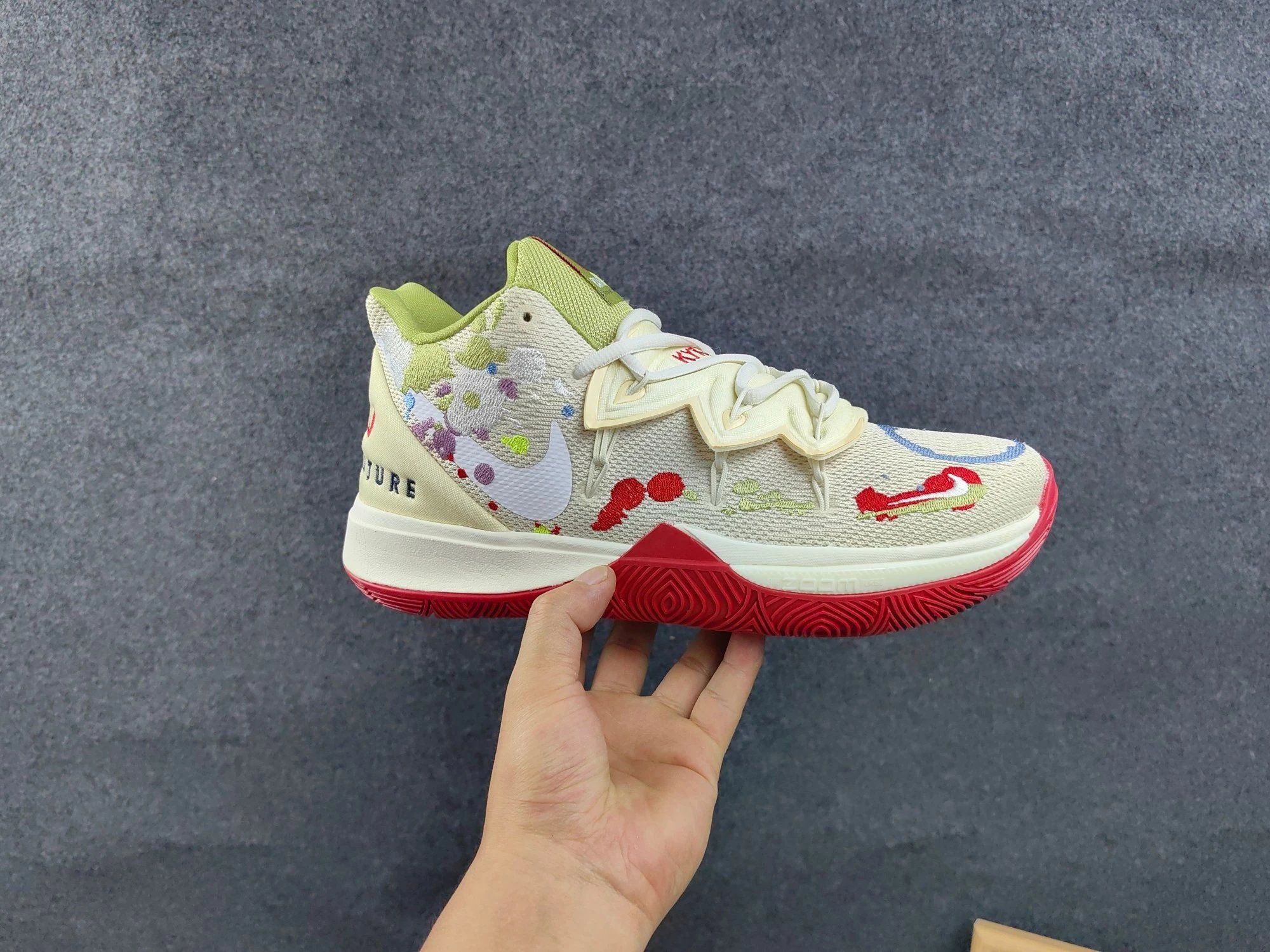 Nike Kyrie 7 Beige Shoes