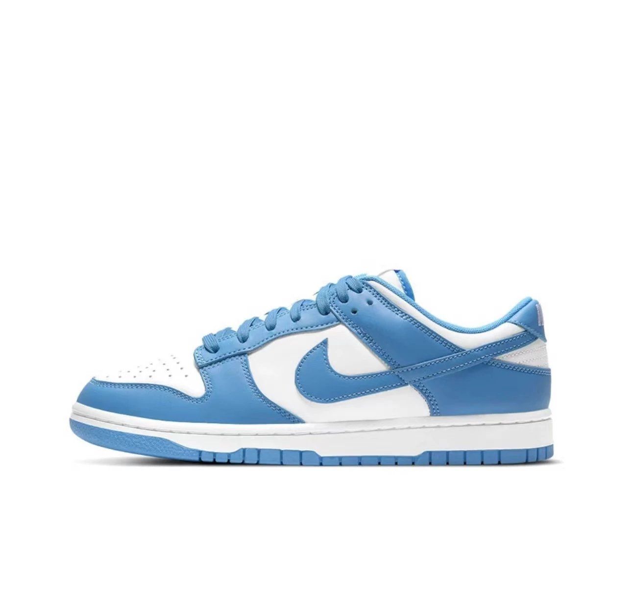 nike sb dunk dark blue versatile sneakers