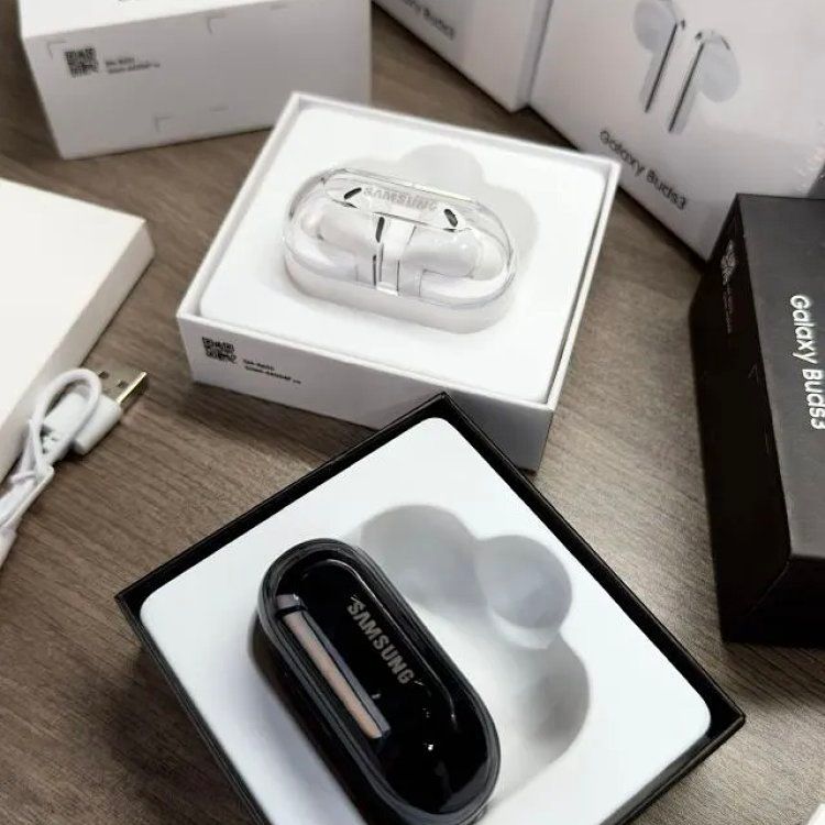 Samsung Galaxy Buds3 White Accessories