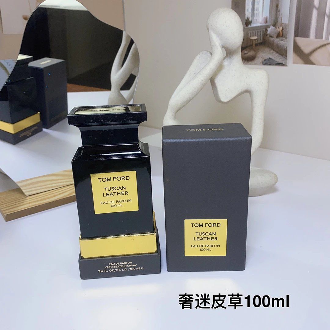 TOM FORD Tuscan Leather Eau de Parfum Black Mise