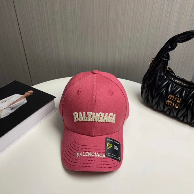 Valencia Plus Baseball Cap Pink Mise