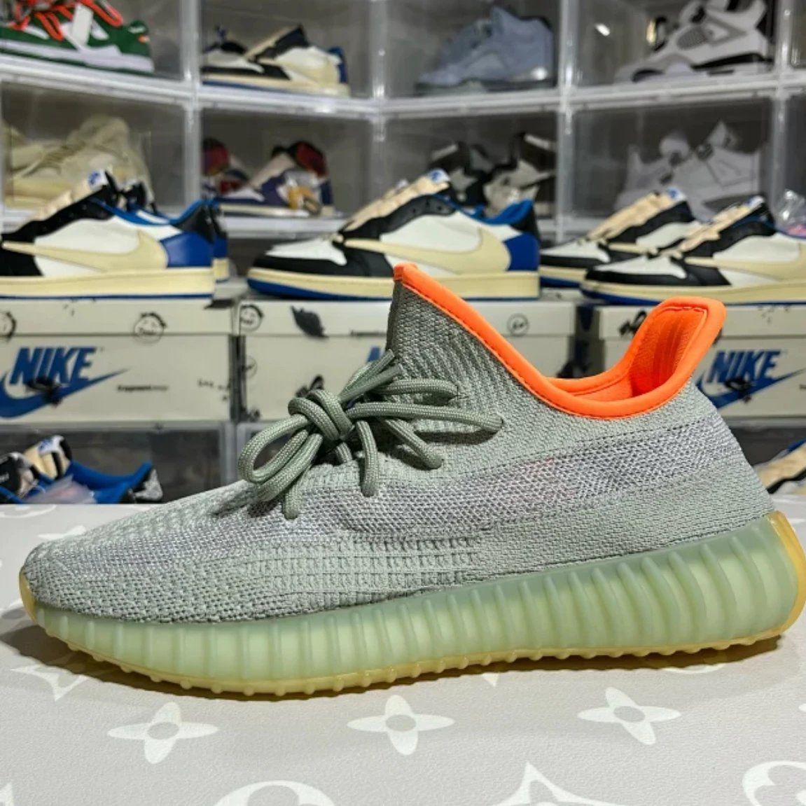 Yeezy Boost 350 V2 Light Grey Shoes