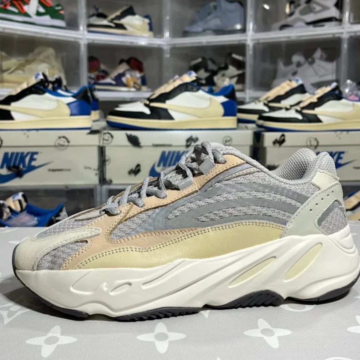 Yeezy Boost 700 Beige Shoes